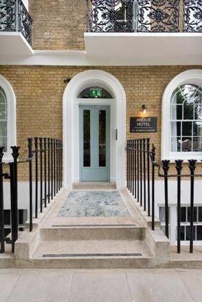 Angus Hotel, London
